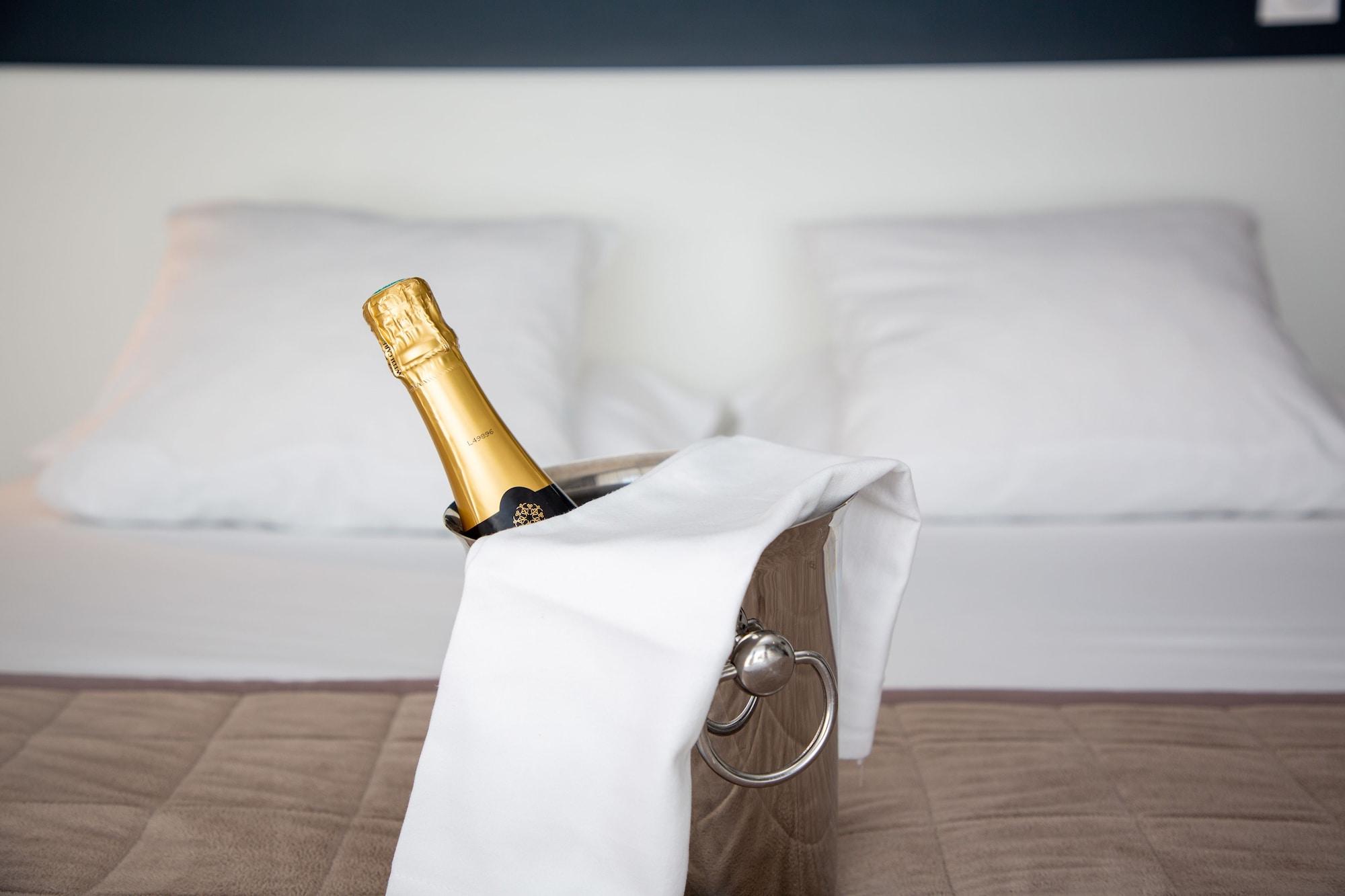 טולוז Privilege Appart Hotel Saint Exupery מראה חיצוני תמונה